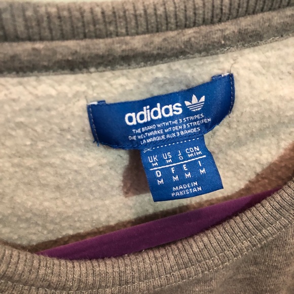 Adidas Crewneck Sweatshirt - Picture 3 of 3